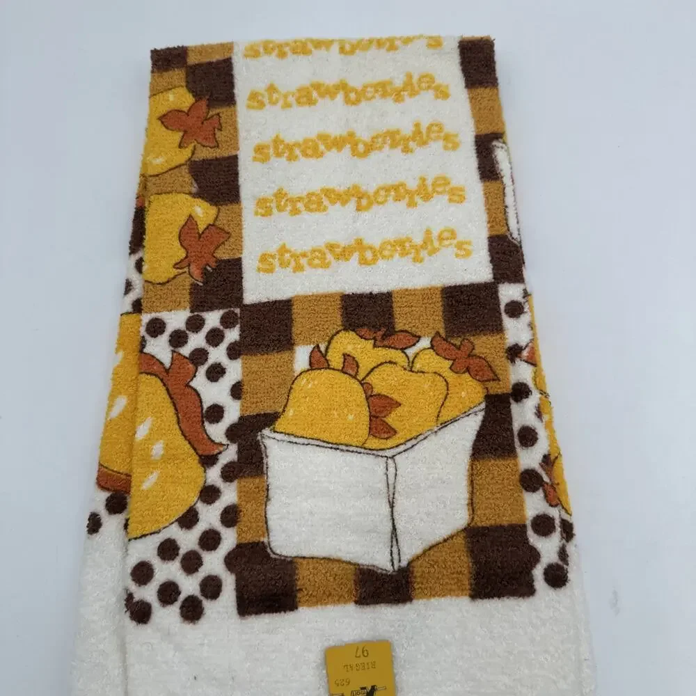 Lot Of 4 Vintage Dishtowels Strawberries, Ducks, Fall, And Heart Designs All New